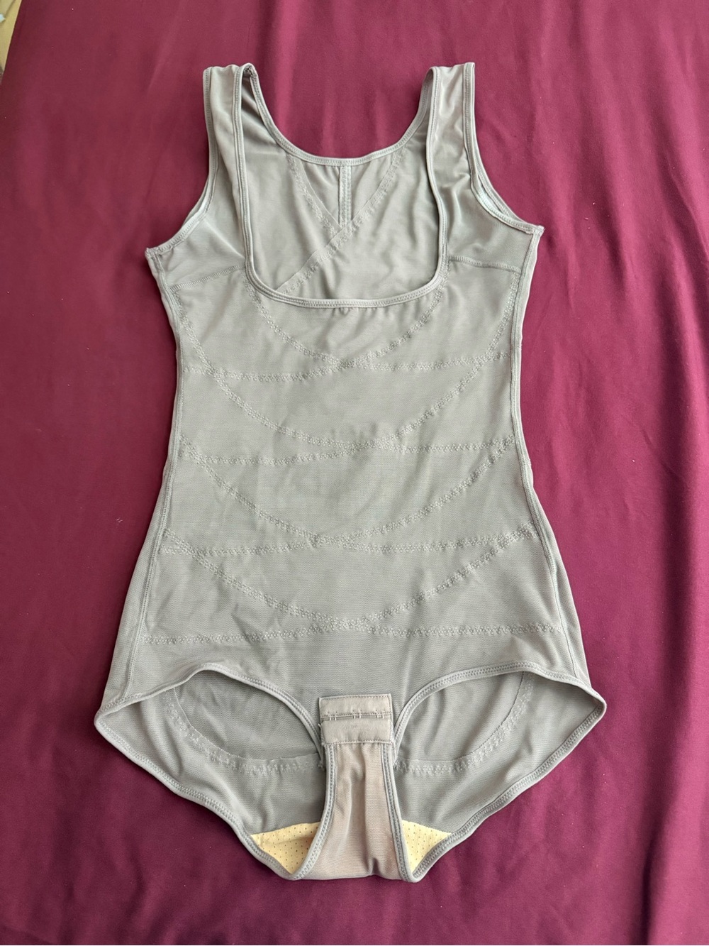 Women’s Seamless Shaping Bodysuit in Taupe